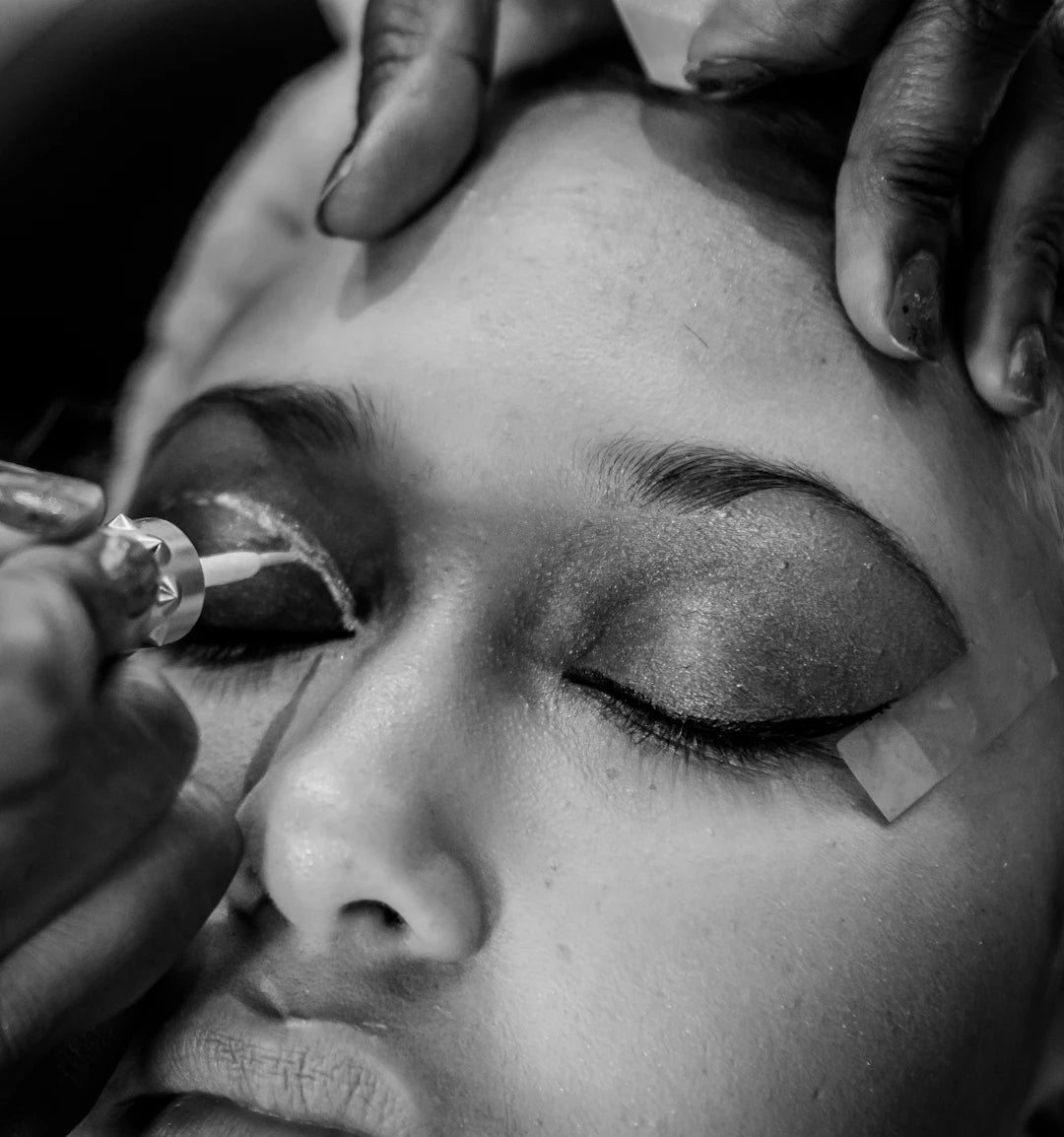 Le Guide Ultime du Fond de Teint Adaptable pour un Fini Parfait - Hailey Beauty