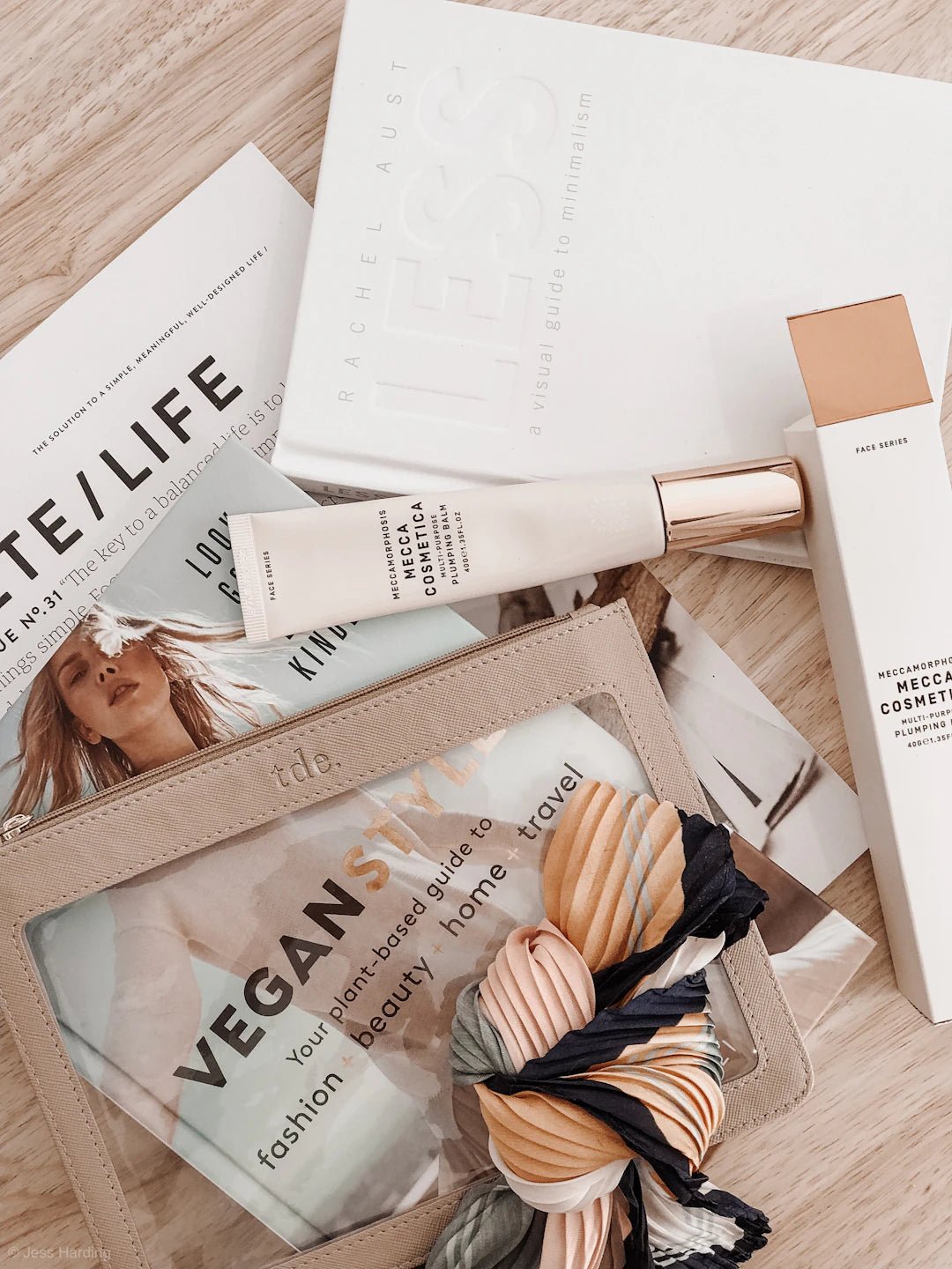 Les mythes courants sur le fond de teint adaptable - Hailey Beauty