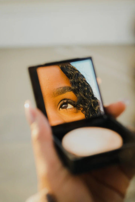 L'importance d'un fond de teint adaptable pour votre beauté - Hailey Beauty