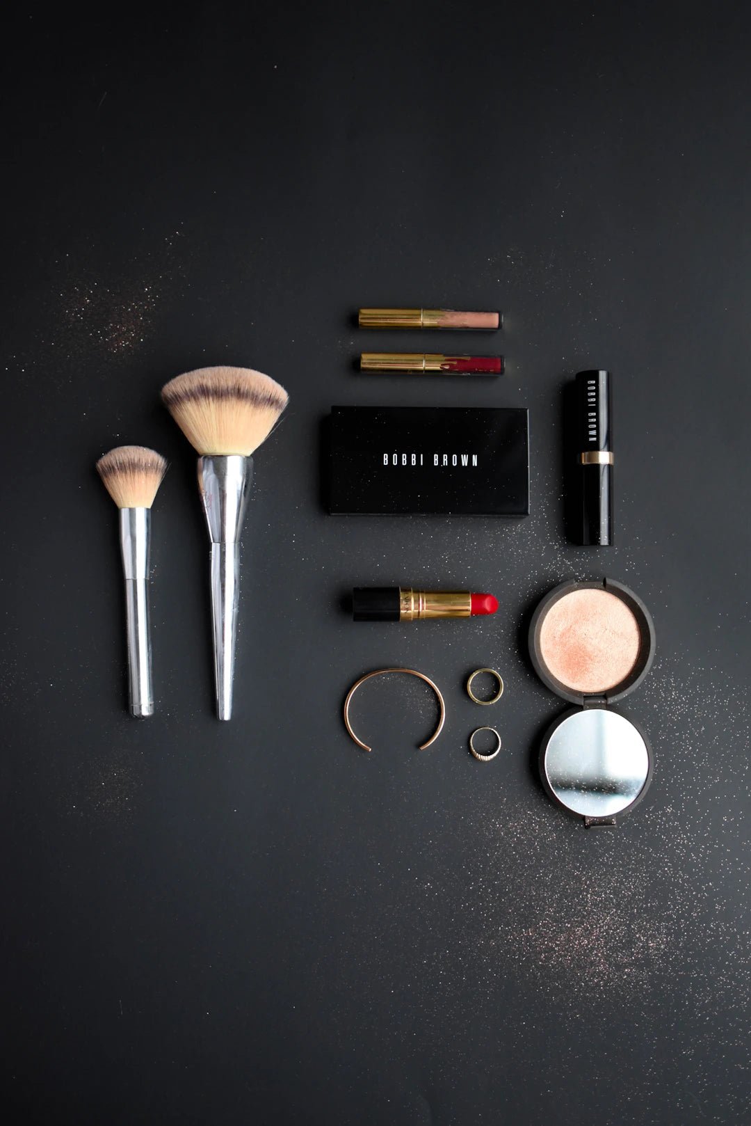 Tendances du maquillage : le retour du fond de teint adaptable - Hailey Beauty