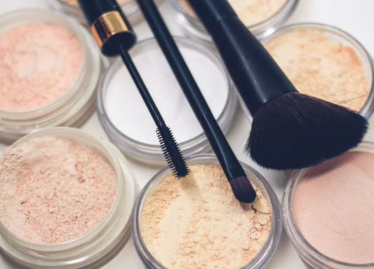 Tout savoir sur le fond de teint adaptable - Hailey Beauty
